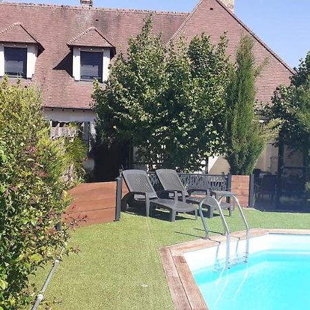 Au P'Tit Versailles Chatillon-Sur-Seine Exterior photo